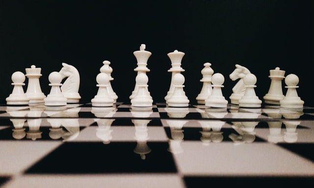 人工知能を活用したチェスゲームのイメージ