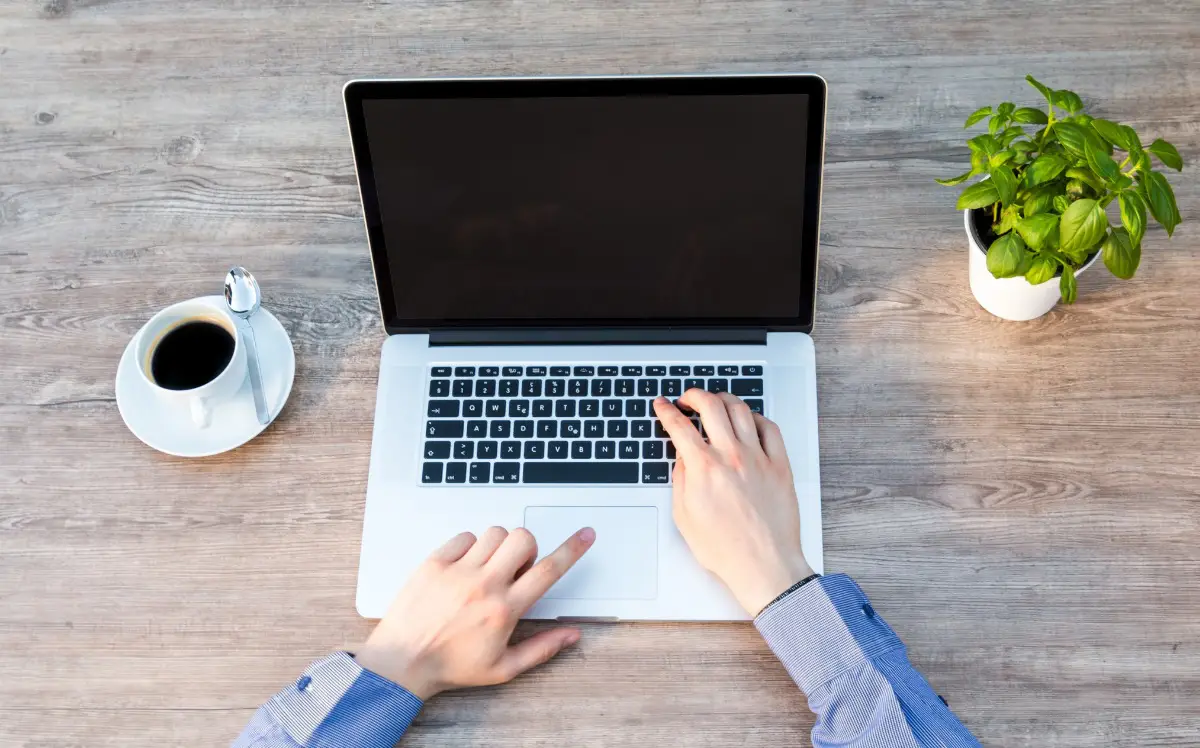 2026】Discord botの作り方！作成ツールやアカウント設定、サーバへの追加方法を解説 | DX/AI研究所