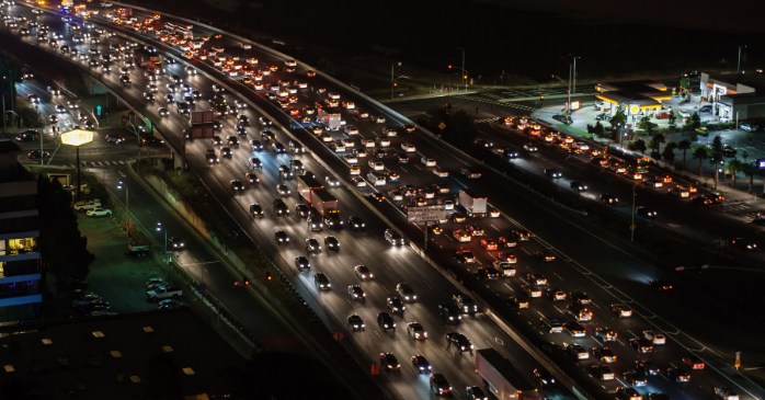 AIを活用したお盆休みの渋滞予想のやり方